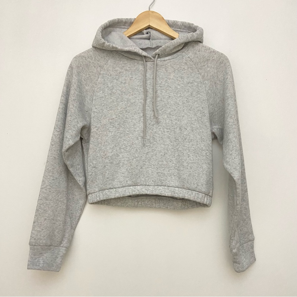 Cropped Light Gray Hoodie